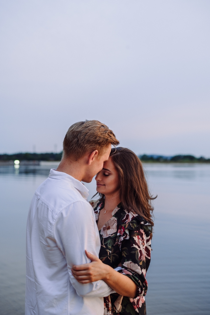 sesja narzeczenska o zachodzie slonca kielce (34)