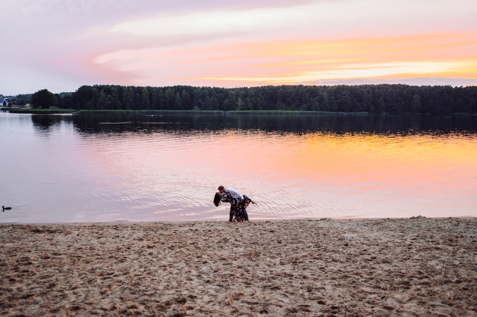sesja narzeczenska o zachodzie slonca kielce (49)